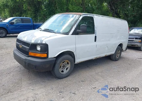 2005 Chevrolet Express from USA, damaged, VIN 1GCFG15X151253802